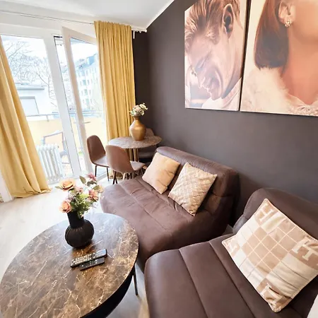 Luxury Design Center Mit Balko Ντίσελντορφ